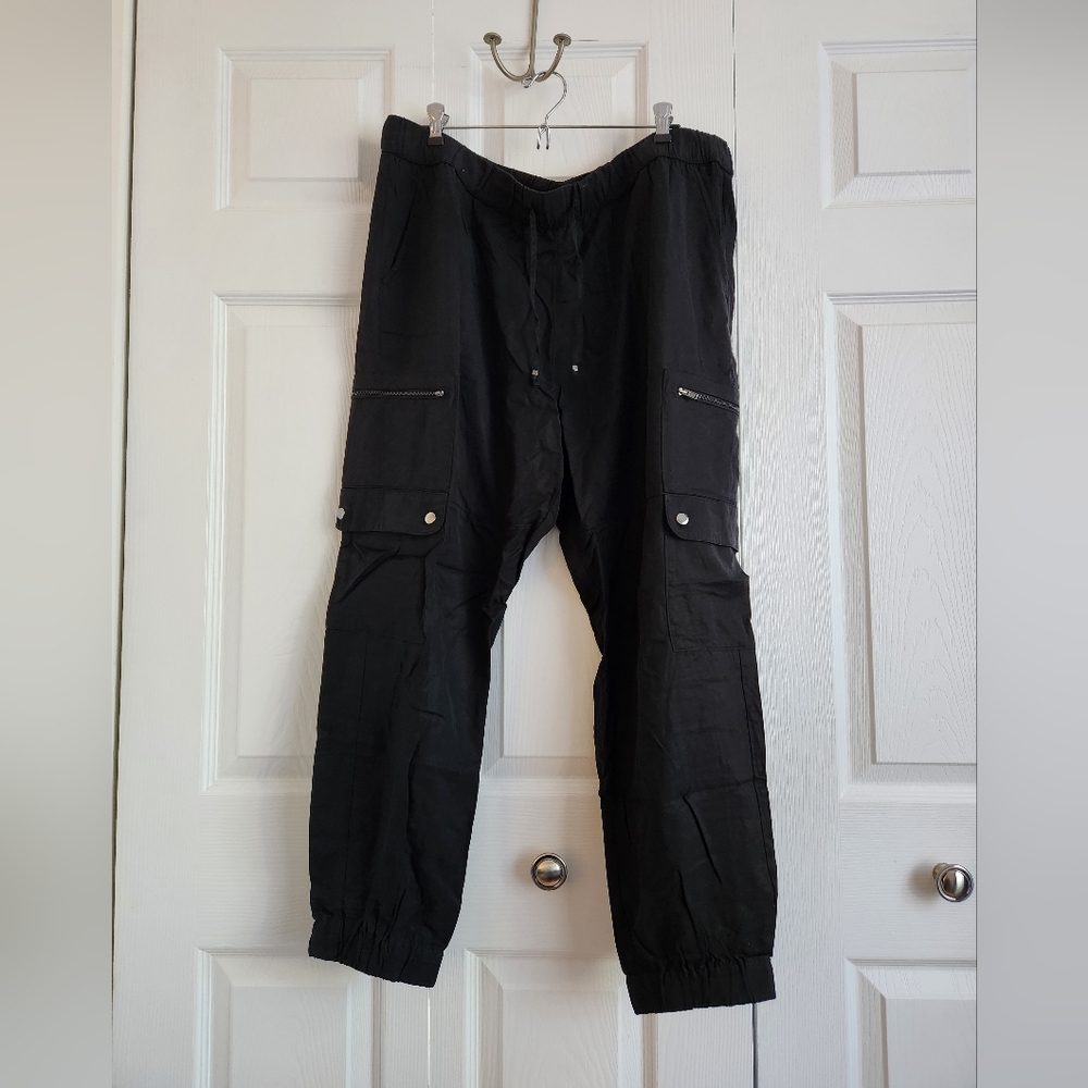 Banana Republic Factory Tencel Cargo Joggers
